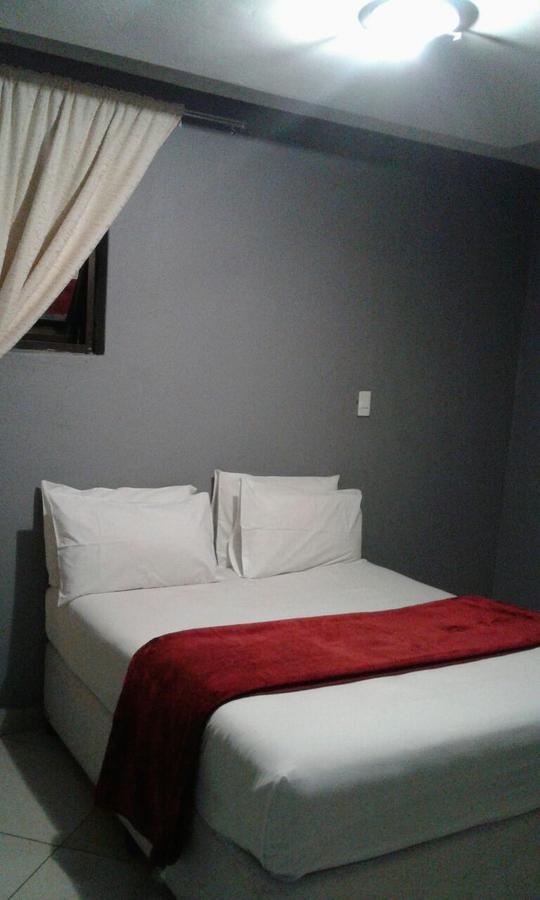 Central Lodge Hotels Johannesburg Exteriör bild