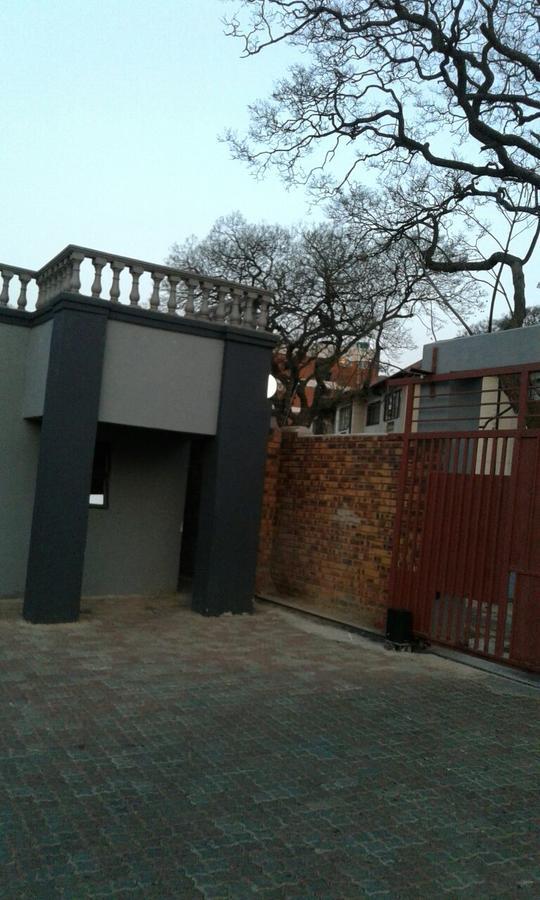 Central Lodge Hotels Johannesburg Exteriör bild